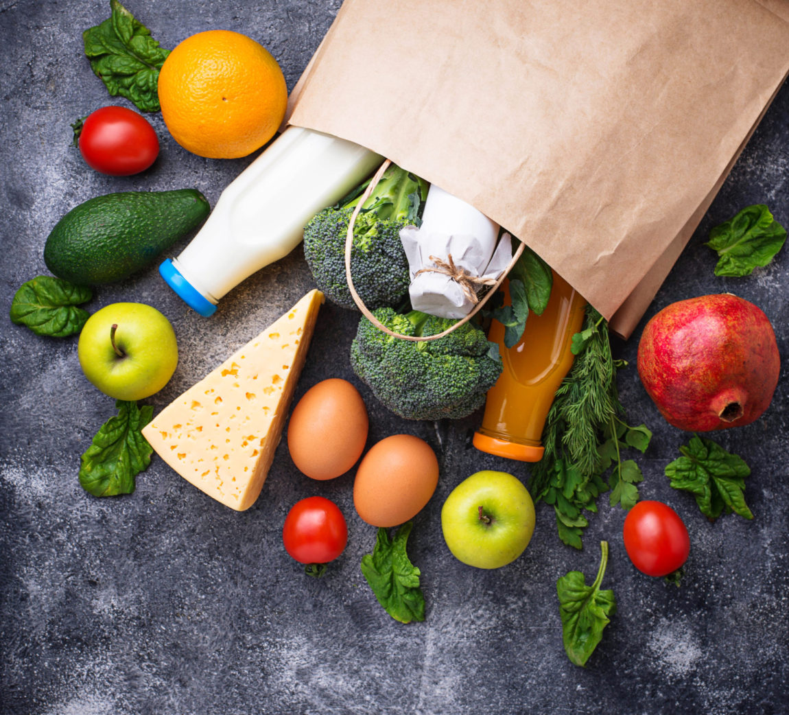 healthy-organic-products-with-paper-bag-C73WYSR.jpg